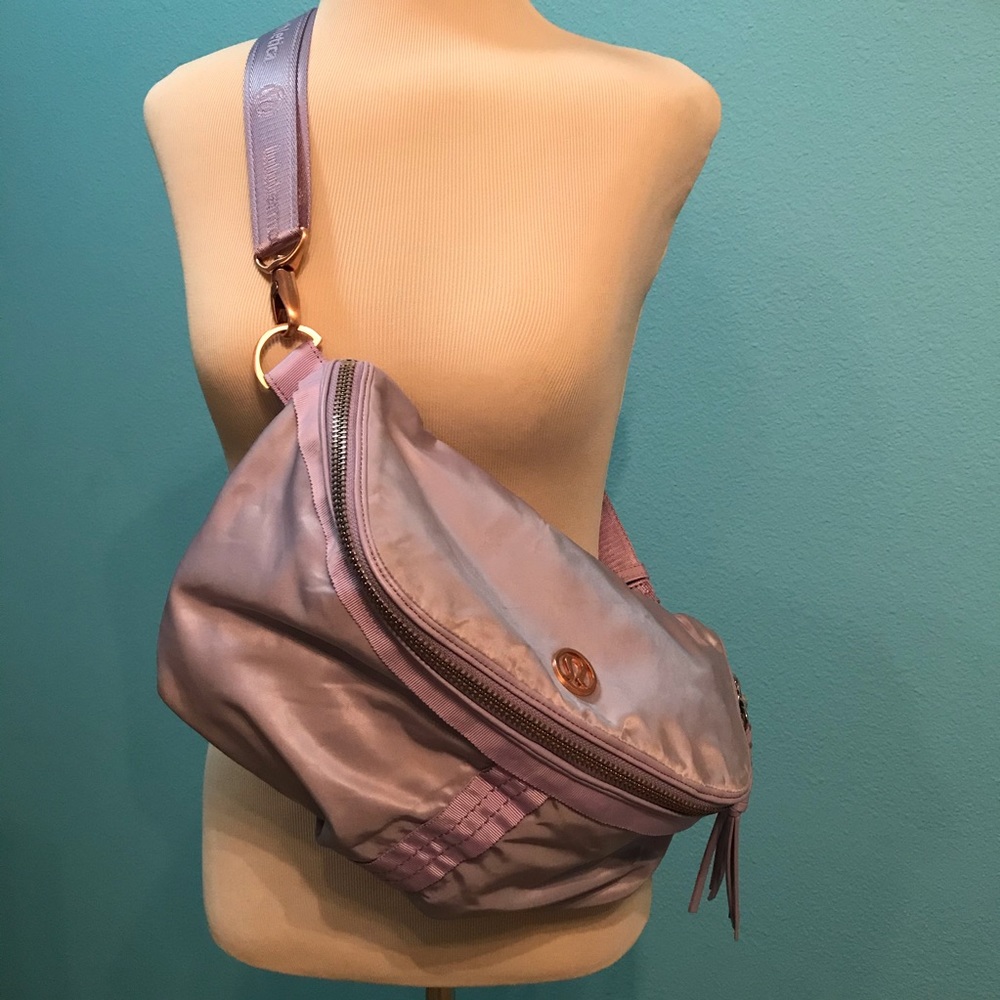 lululemon ~Good Fortune~ Crossbody Bag
